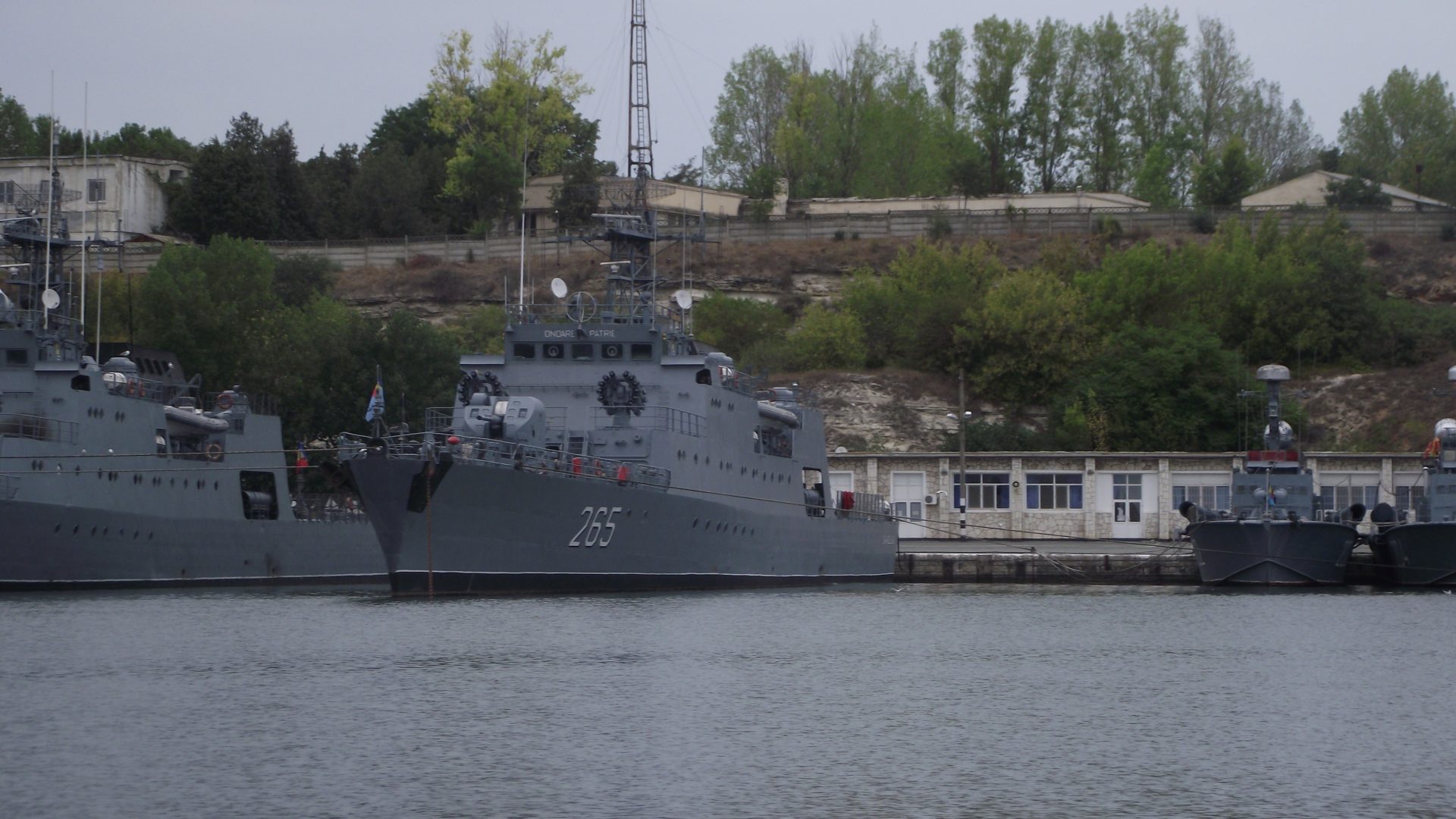 dotarea fortelor navale romane